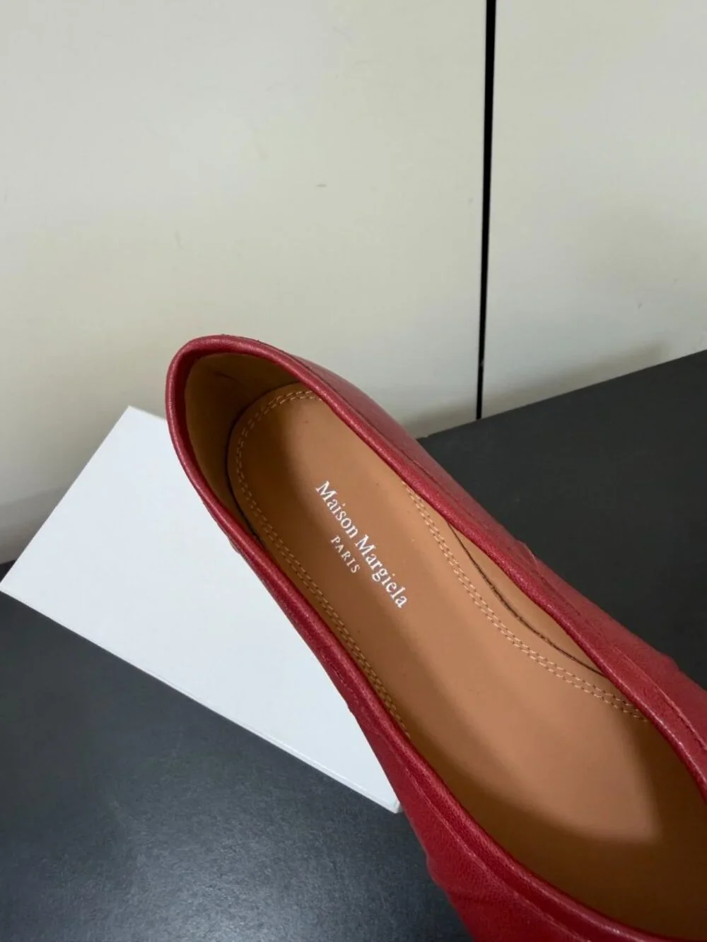 Maison Martin Margiela Tabi Ballet Flats - Picture 7 of 9